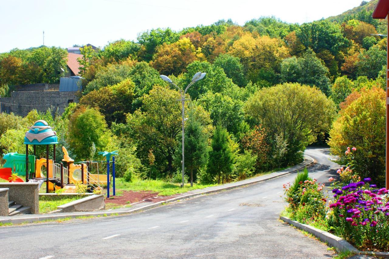 Tsaghkahovit Hotel Tsaghkadzor Luaran gambar